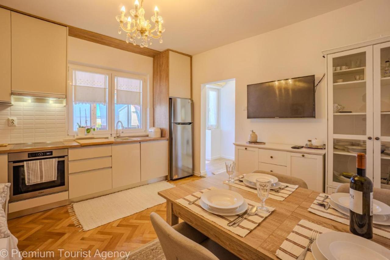 Sunset Apartment With Sea View Povljana Extérieur photo