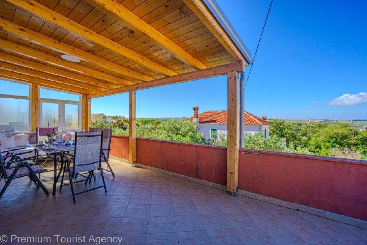 Sunset Apartment With Sea View Povljana Extérieur photo